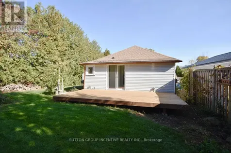1556 Houston Avenue Innisfil ON L9S 4M7