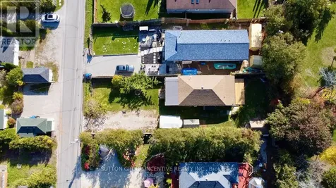 1556 Houston Avenue Innisfil ON L9S 4M7