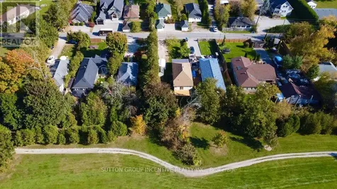 1556 Houston Avenue Innisfil ON L9S 4M7