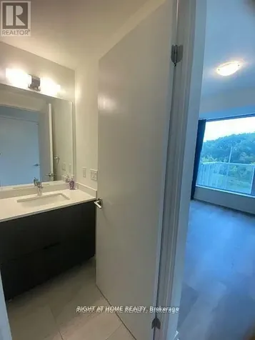 6 David Eyer Road Richmond Hill ON L4S 0N5
