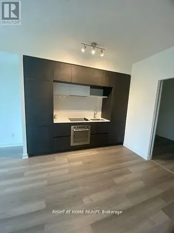 6 David Eyer Road Richmond Hill ON L4S 0N5