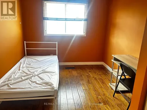 254 Camille Crescent Waterloo ON N2K 3B6