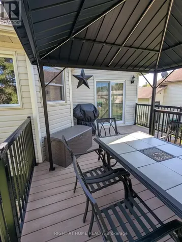 22 Donald Crescent Wasaga Beach ON L9Z 1E1