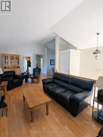 22 Donald Crescent Wasaga Beach ON L9Z 1E1