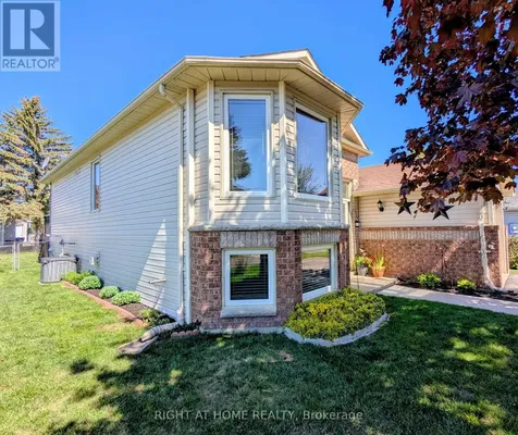 22 Donald Crescent Wasaga Beach ON L9Z 1E1