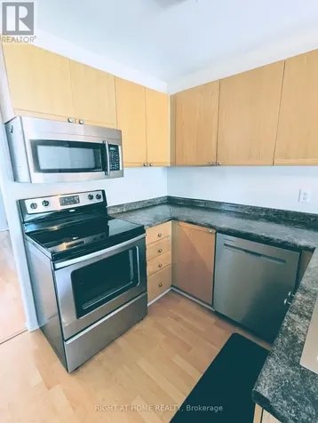 22 Donald Crescent Wasaga Beach ON L9Z 1E1