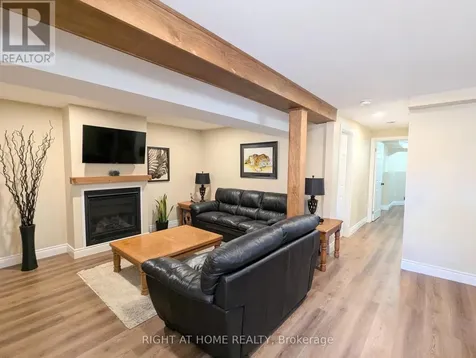 22 Donald Crescent Wasaga Beach ON L9Z 1E1