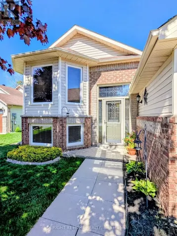 22 Donald Crescent Wasaga Beach ON L9Z 1E1