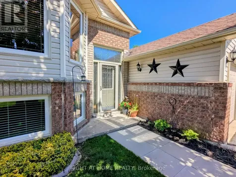 22 Donald Crescent Wasaga Beach ON L9Z 1E1
