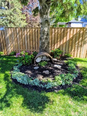 22 Donald Crescent Wasaga Beach ON L9Z 1E1