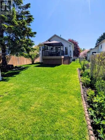 22 Donald Crescent Wasaga Beach ON L9Z 1E1