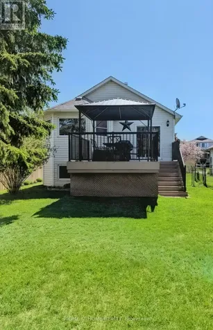 22 Donald Crescent Wasaga Beach ON L9Z 1E1