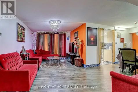 757 Victoria Park Avenue Toronto (oakridge) ON M4C 5N8