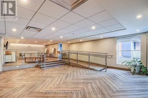 757 Victoria Park Avenue Toronto (oakridge) ON M4C 5N8
