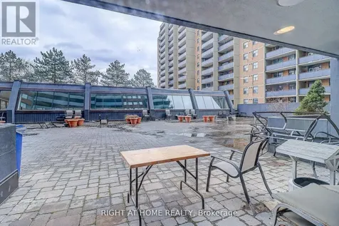 757 Victoria Park Avenue Toronto (oakridge) ON M4C 5N8