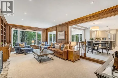 9 Flanders Drive Waterdown ON L8B 0G6