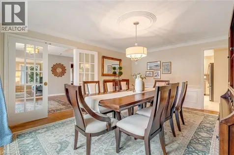 9 Flanders Drive Waterdown ON L8B 0G6
