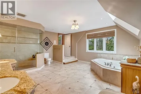 9 Flanders Drive Waterdown ON L8B 0G6