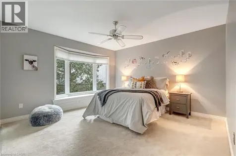 9 Flanders Drive Waterdown ON L8B 0G6