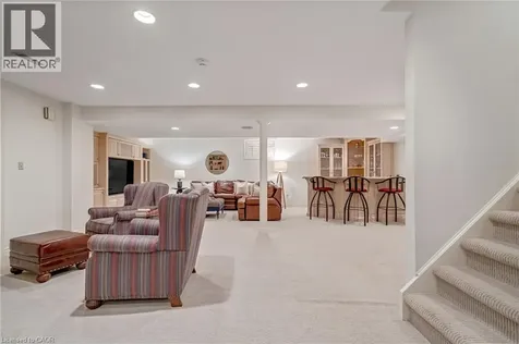 9 Flanders Drive Waterdown ON L8B 0G6