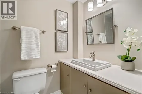 9 Flanders Drive Waterdown ON L8B 0G6