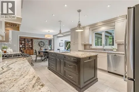 9 Flanders Drive Waterdown ON L8B 0G6