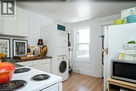 638 Concession Street Hamilton ON L8V 1B5