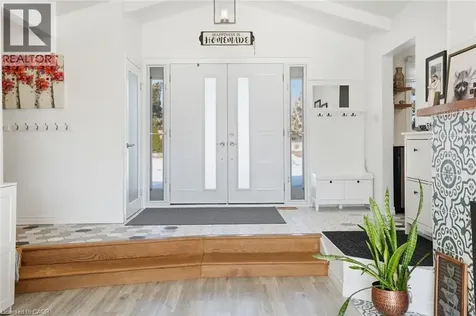 81 Thomson Drive Waterdown ON L8B 0G5