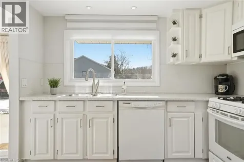 81 Thomson Drive Waterdown ON L8B 0G5