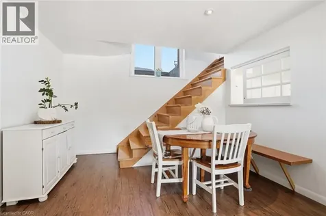 81 Thomson Drive Waterdown ON L8B 0G5