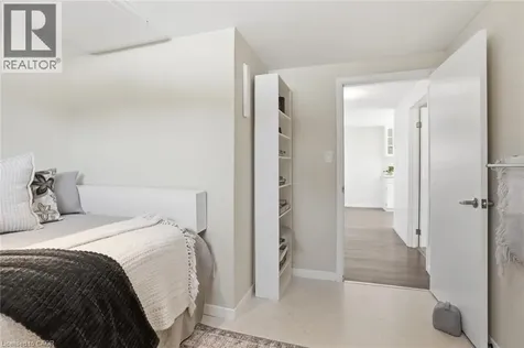 81 Thomson Drive Waterdown ON L8B 0G5