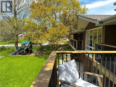 81 Thomson Drive Waterdown ON L8B 0G5