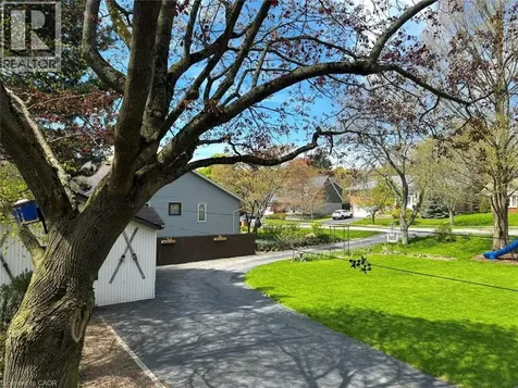 81 Thomson Drive Waterdown ON L8B 0G5