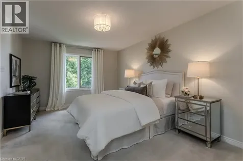 4153 Arbourfield Drive Burlington ON L7M 4A7