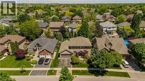 4153 Arbourfield Drive Burlington ON L7M 4A7