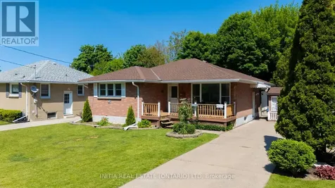 97 Grey Crescent Sarnia ON N7S 2S3