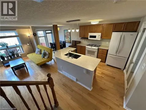 158 Wilderness Drive Kitchener ON N2E 3R7