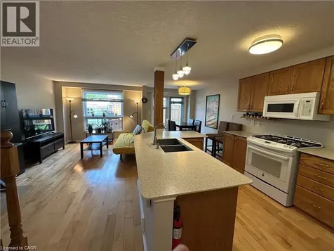 158 Wilderness Drive Kitchener ON N2E 3R7