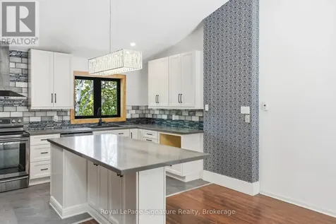 585 Oxbow Crescent Collingwood ON L9Y 5B4