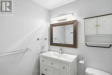 585 Oxbow Crescent Collingwood ON L9Y 5B4