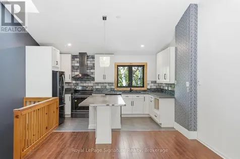 585 Oxbow Crescent Collingwood ON L9Y 5B4