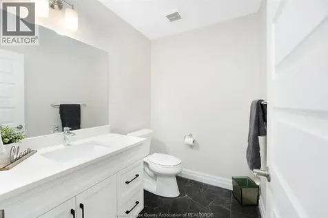 163 Lane Street Essex ON N8M 0B3