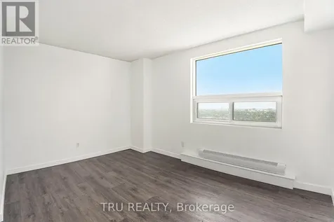 1380 Prince Of Wales Drive Ottawa ON K2C 3N5