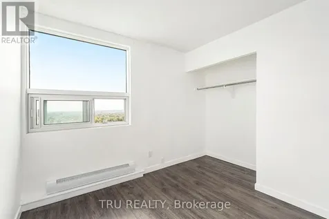1380 Prince Of Wales Drive Ottawa ON K2C 3N5