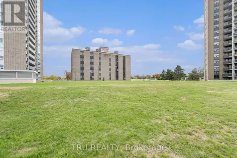1380 Prince Of Wales Drive Ottawa ON K2C 3N5