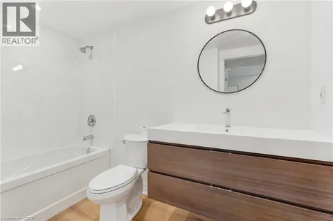 1553 Newlands Crescent Burlington ON L7M 1P1