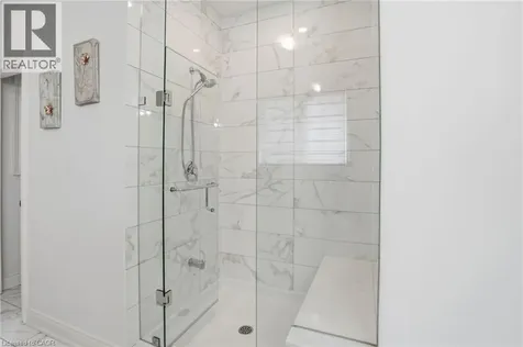 7 Grierson Trail Waterdown ON L8B 1Z7
