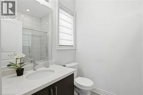 7 Grierson Trail Waterdown ON L8B 1Z7