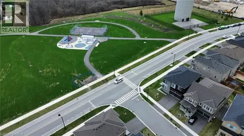 7 Grierson Trail Waterdown ON L8B 1Z7