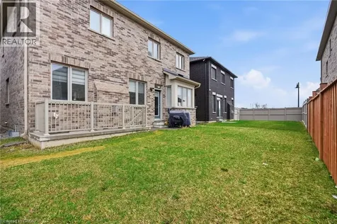 7 Grierson Trail Waterdown ON L8B 1Z7